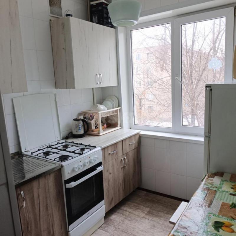 Сдам 2 х комнатную квартиру в хорошем состоянии 3/5 на луче - Орск