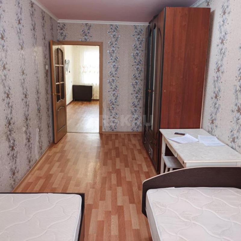 Сдам 2 х комнатную квартиру в хорошем состоянии 3/5 на луче - Орск