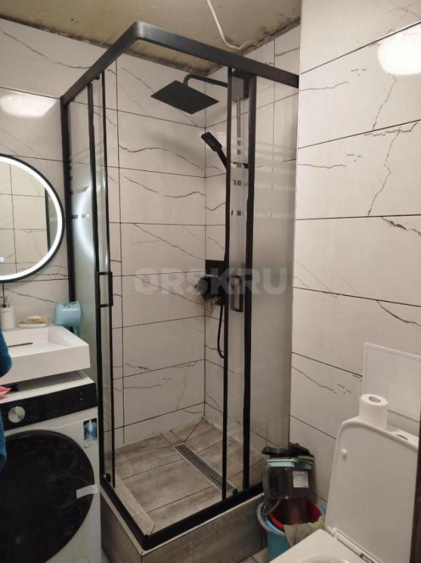 Ремонт квартир домов и офисов, ремонт и отделка квартир под ключ, стяжка полов, наливной пол, укладк - Орск