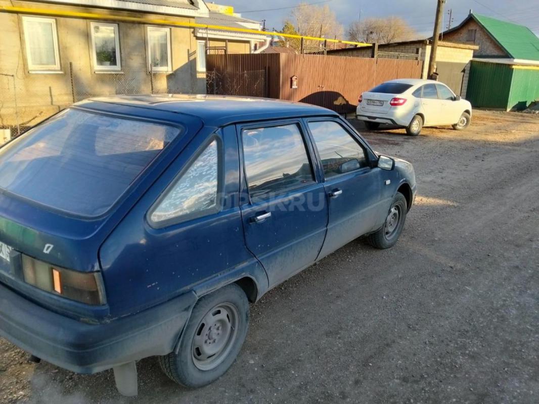 Продам Оду на ходу состояния видно на фото + мешок запчастей торг у капота ездел долго лет 10-15 сам - Орск