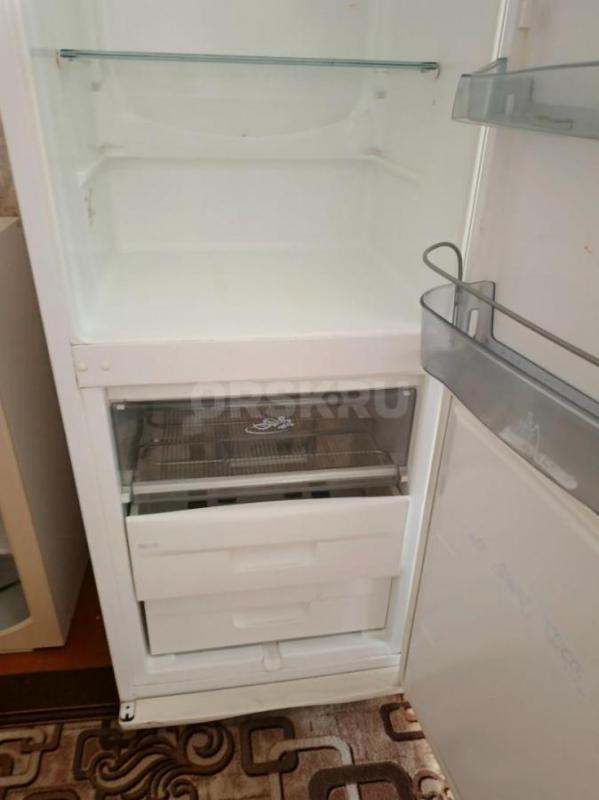Продам холодильник в исправном состояние за 10000, торг - Орск