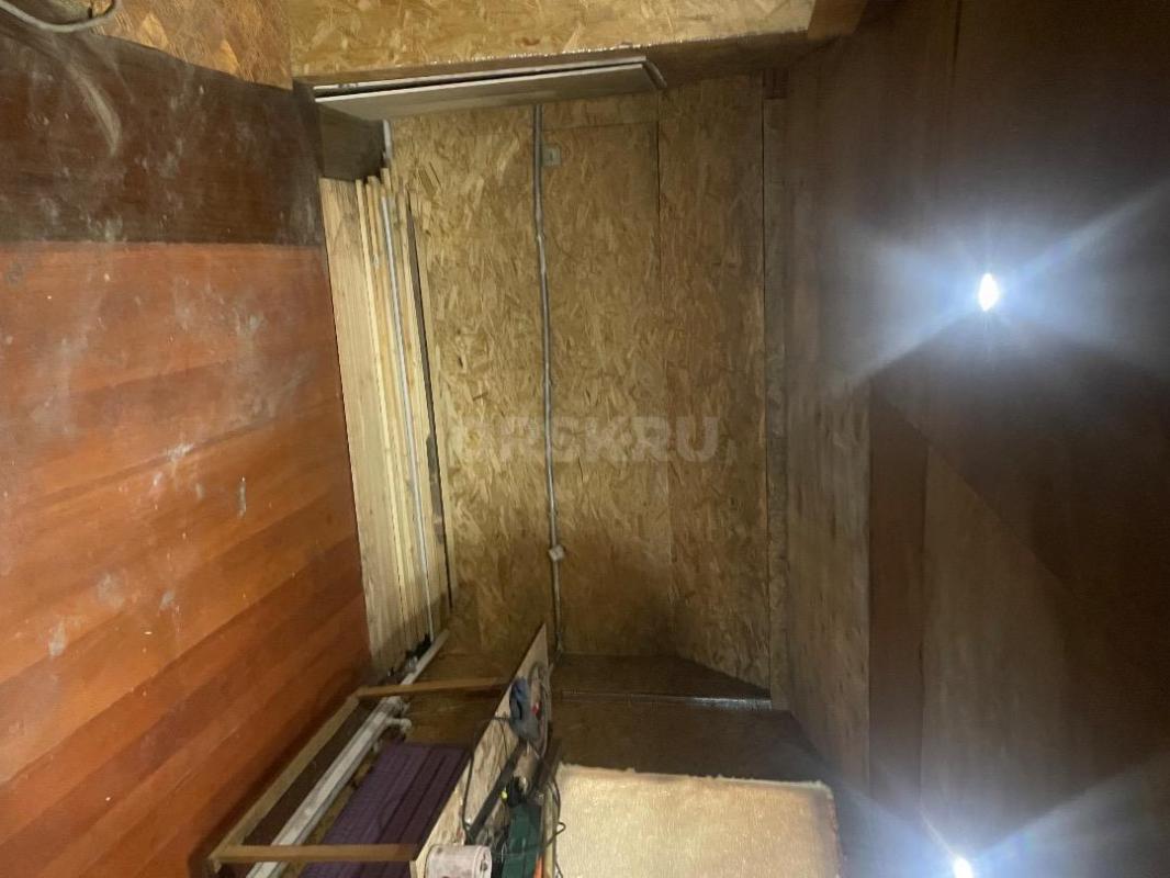 Дом на участке за п Звёздный 8 соток СНТ ОСТОР 13 С от центрального въезда 2 участок номер участка 1 - Орск