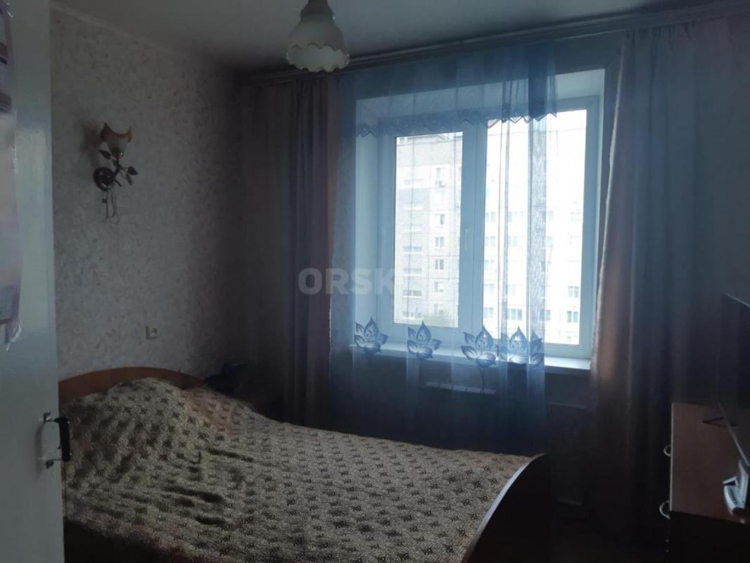 Продаётся уютная трёхкомнатная квартира площадью 62.1 квадратных метра на шестом этаже девятиэтажног - Орск