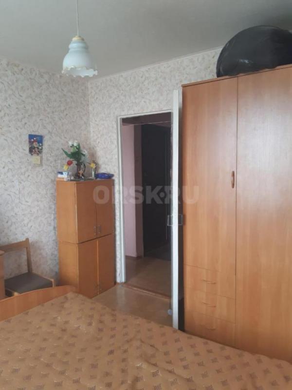 Продаётся уютная трёхкомнатная квартира площадью 62.1 квадратных метра на шестом этаже девятиэтажног - Орск