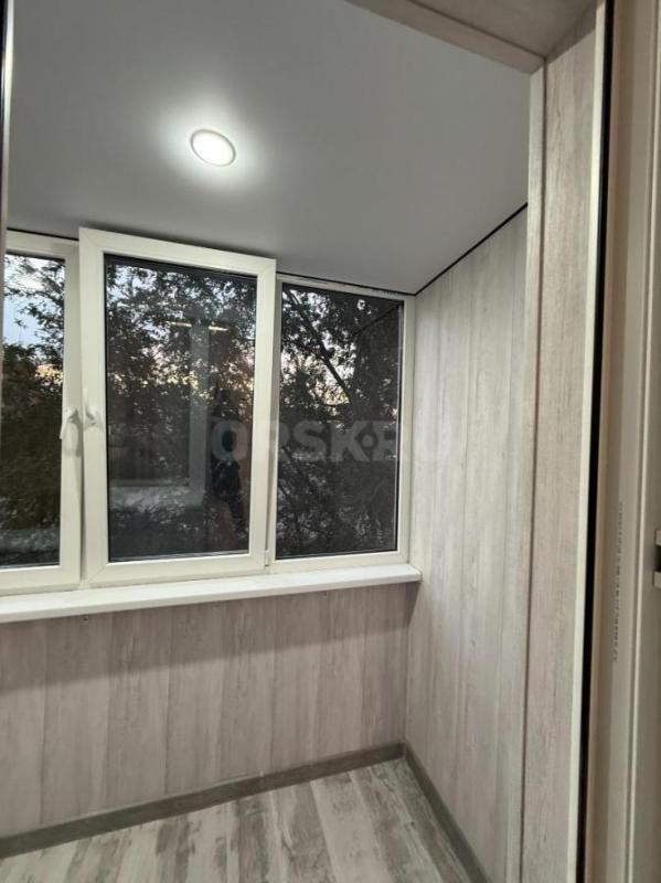 Продается однокомнатная квартира на третьем этаже по адресу Волкова 3. - Новотроицк