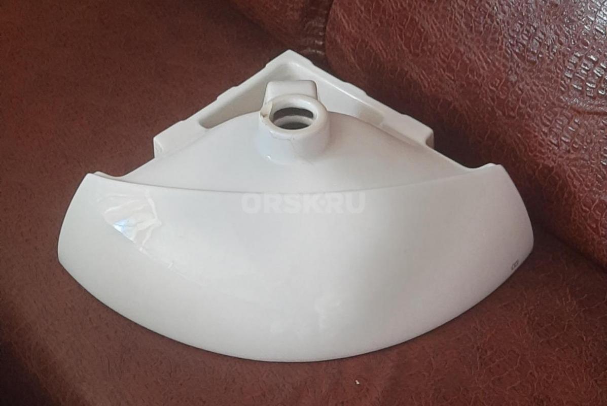 Раковина умывальник угловой 35*35 см. - Орск