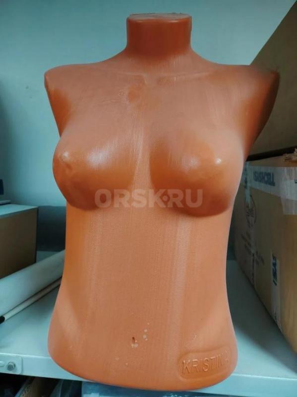 Продам манекены муж и жен б/у много - Орск