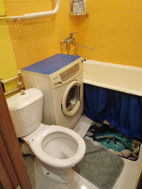 Описание
Сдается 1 комнатная квартира,в центре Советская 63. - Новотроицк