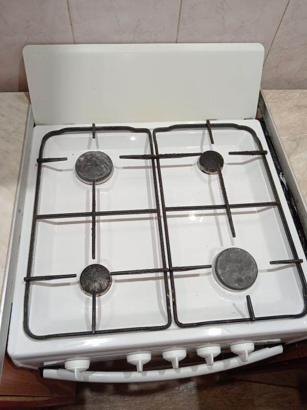 Продам газовую плиту Дарина. - Новотроицк