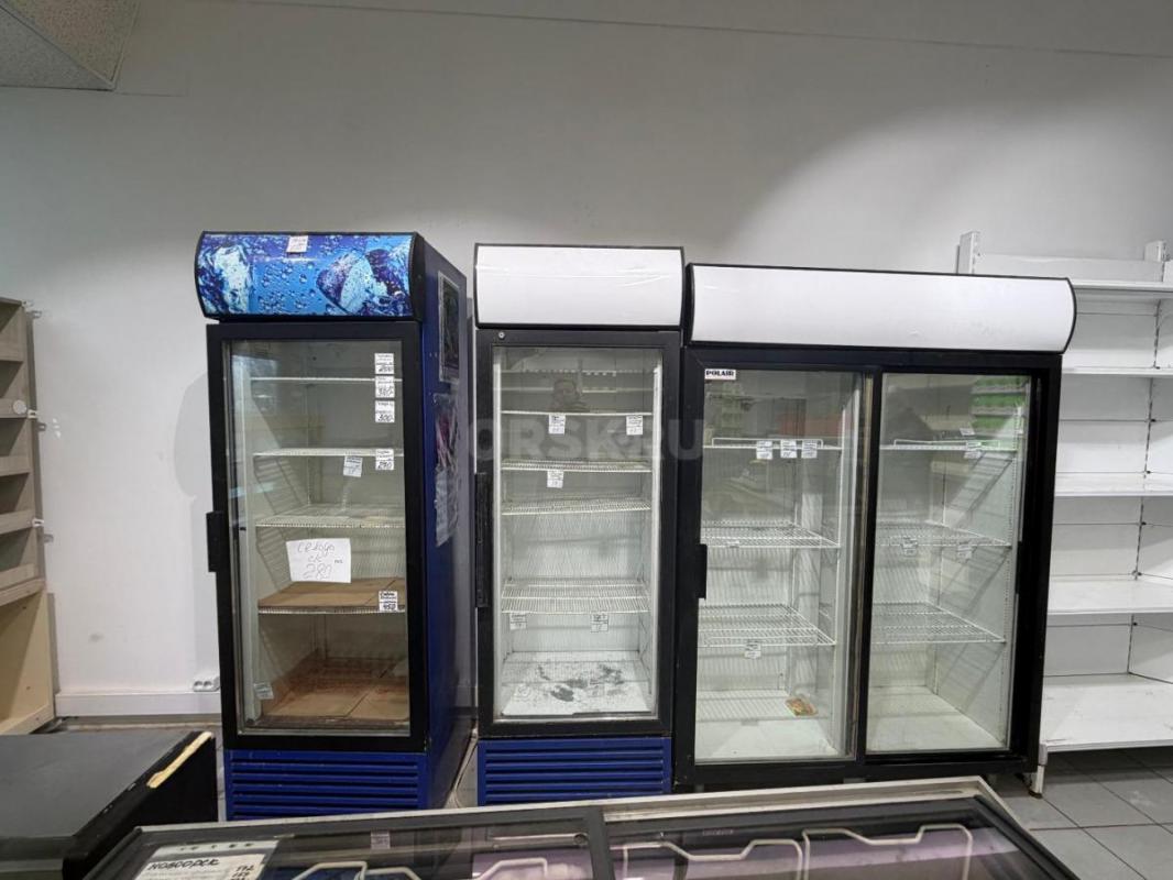 Продам торговое оборудование, холодильники, морозильники, конфетница, булочная витрина. - Орск