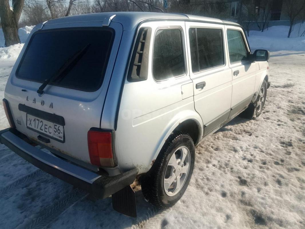 Урбан На полном ходу 1 хозяин без дтп в родной краске по кузову рыжики , по салону все чисто - Кувандык