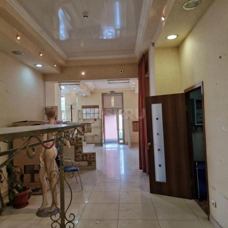 Коммерческое помещение 112 м 2  в центре города: выгодное вложение для вашего бизнеса! - Орск