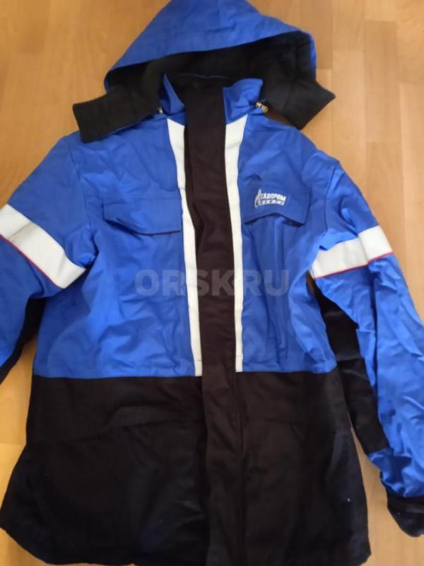 Обувь ,,Газпром,,  42-43р.р за 700-800 руб.,спецкостюм летний, зимний 50-52р.р.,за 700 р.,комбензон, - Орск