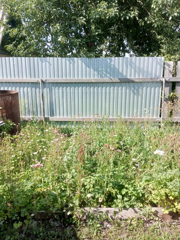 Земельный участок 4(четыре) сотки, домик каменный, туалет, бак, водовод поливочный пнд. - Новотроицк