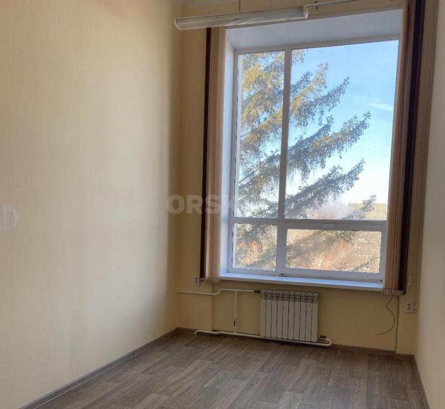 Сдается в аренду современное офисное помещение на 3 этаже в центре города, идеально подходящее для к - Орск