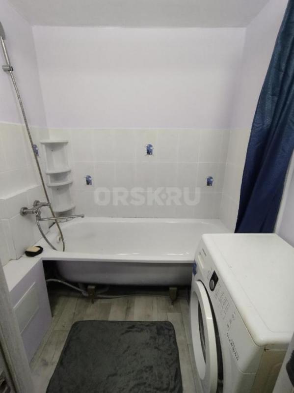 Однокомнатная квартира расположена в современном районе города, по адресу Беляева 2А, где все имеетс - Орск