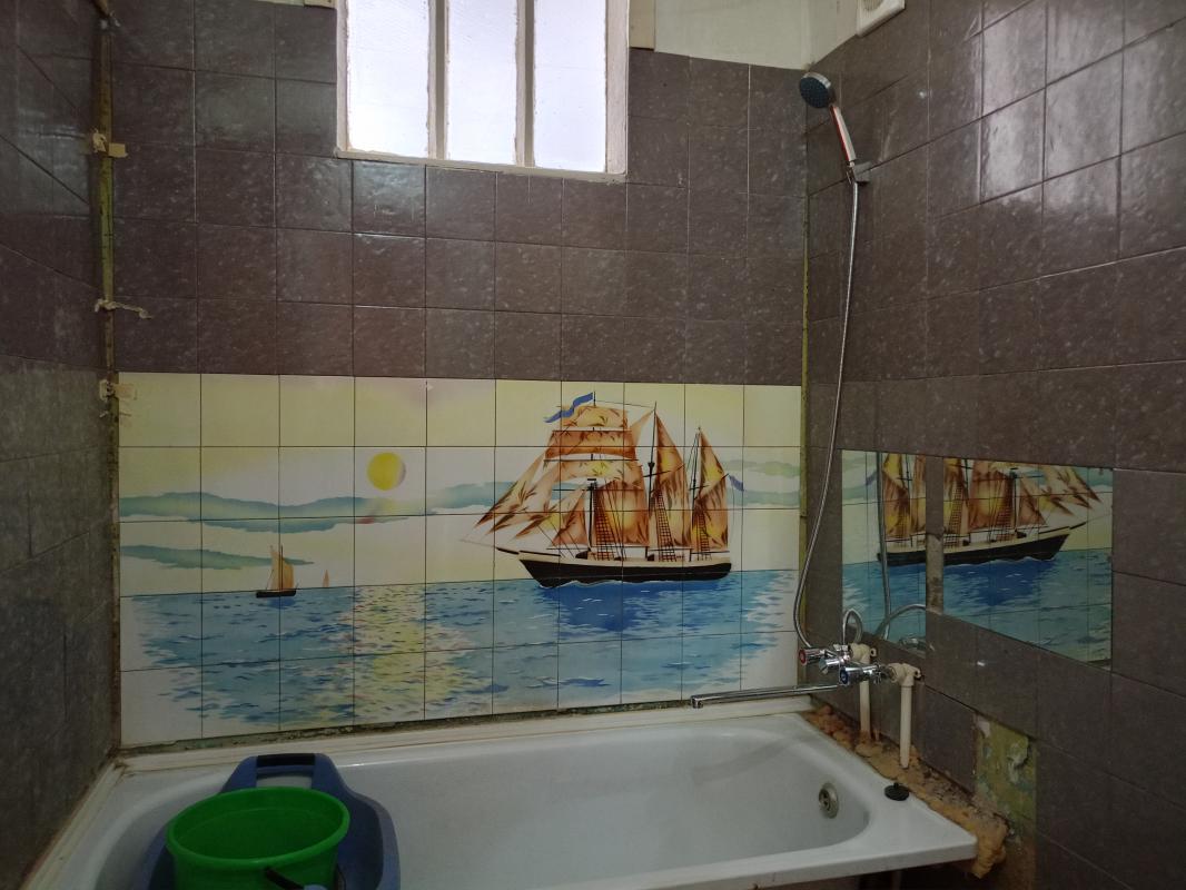 Продается однокомнатная квартира, без ремонта, что даёт возможность, сразу воплотить свои дизайнерск - Новотроицк