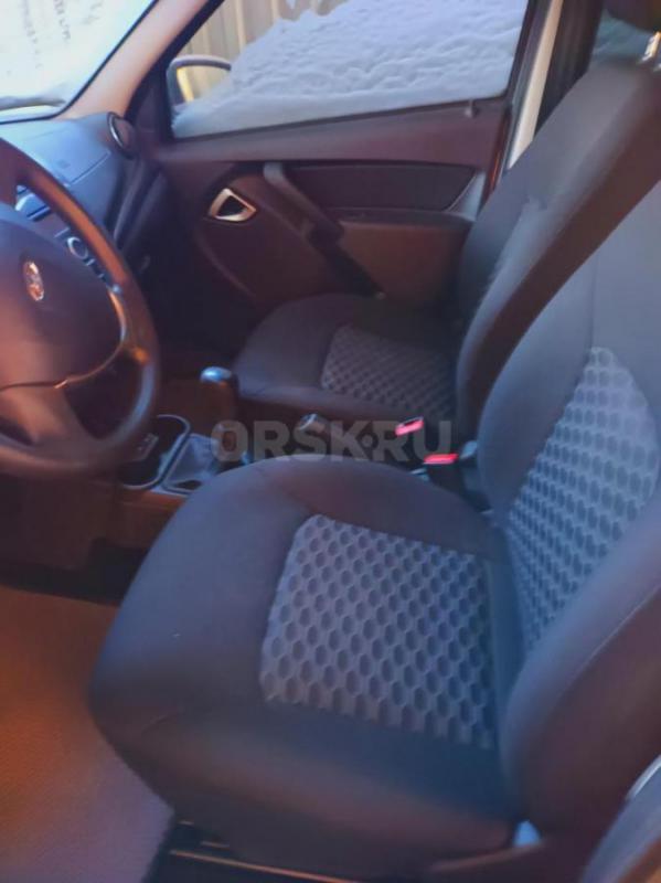 отличное  состояние  2 подушки безопасности пробег реальный  подогревы кондиционер  повторно не окра - Орск