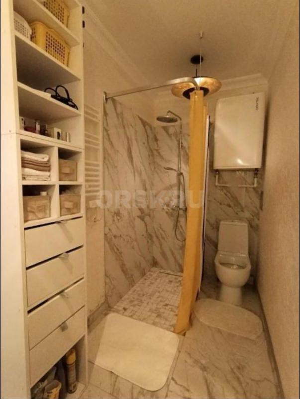 Продается уютная двухкомнатная квартира с евро-ремонтом в блочном доме. - Орск