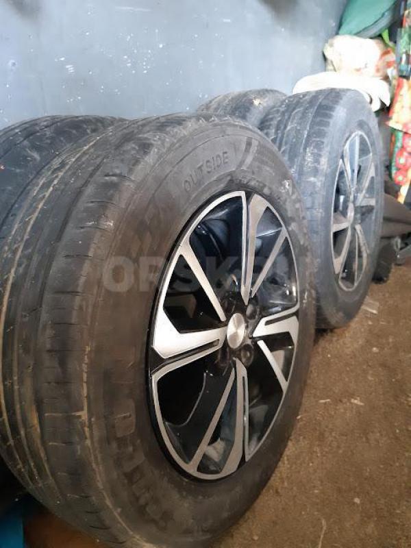 Продам LADA - XRAY не бит не крашен всё родное, пробег родной 71 тысяча, двигатель масло не ест. - Орск