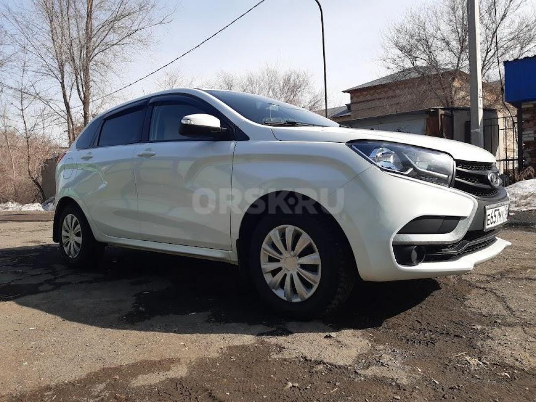 Продам LADA - XRAY не бит не крашен всё родное, пробег родной 71 тысяча, двигатель масло не ест. - Орск
