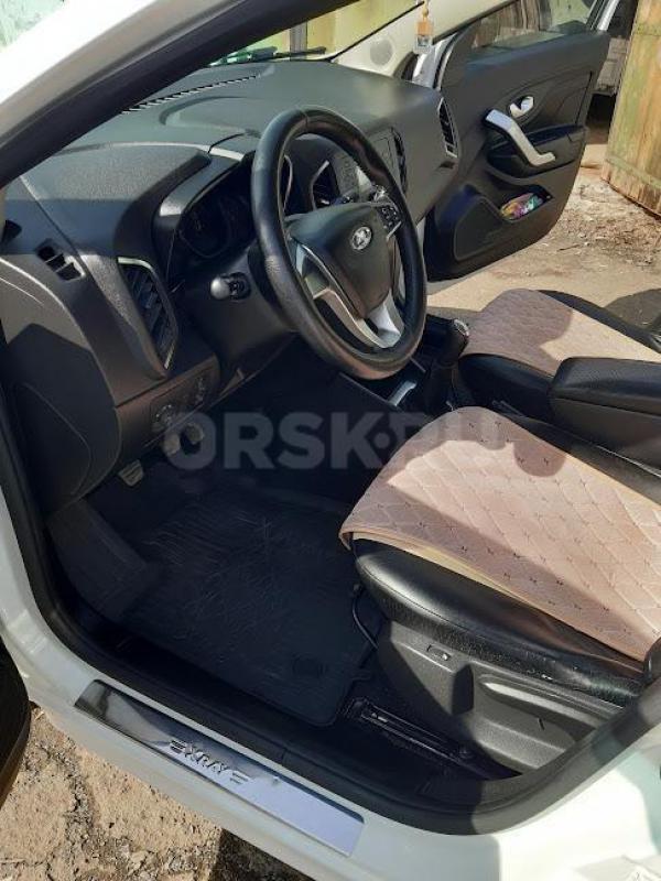 Продам LADA - XRAY не бит не крашен всё родное, пробег родной 71 тысяча, двигатель масло не ест. - Орск