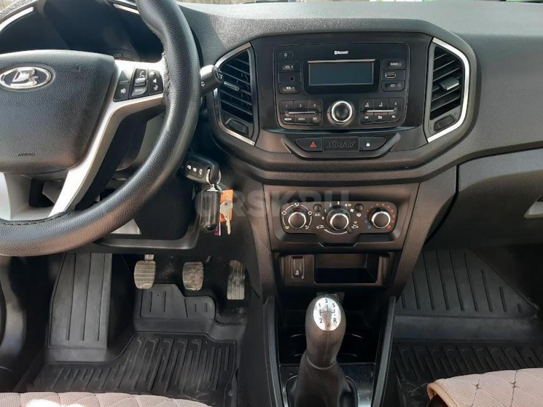 Продам LADA - XRAY не бит не крашен всё родное, пробег родной 71 тысяча, двигатель масло не ест. - Орск