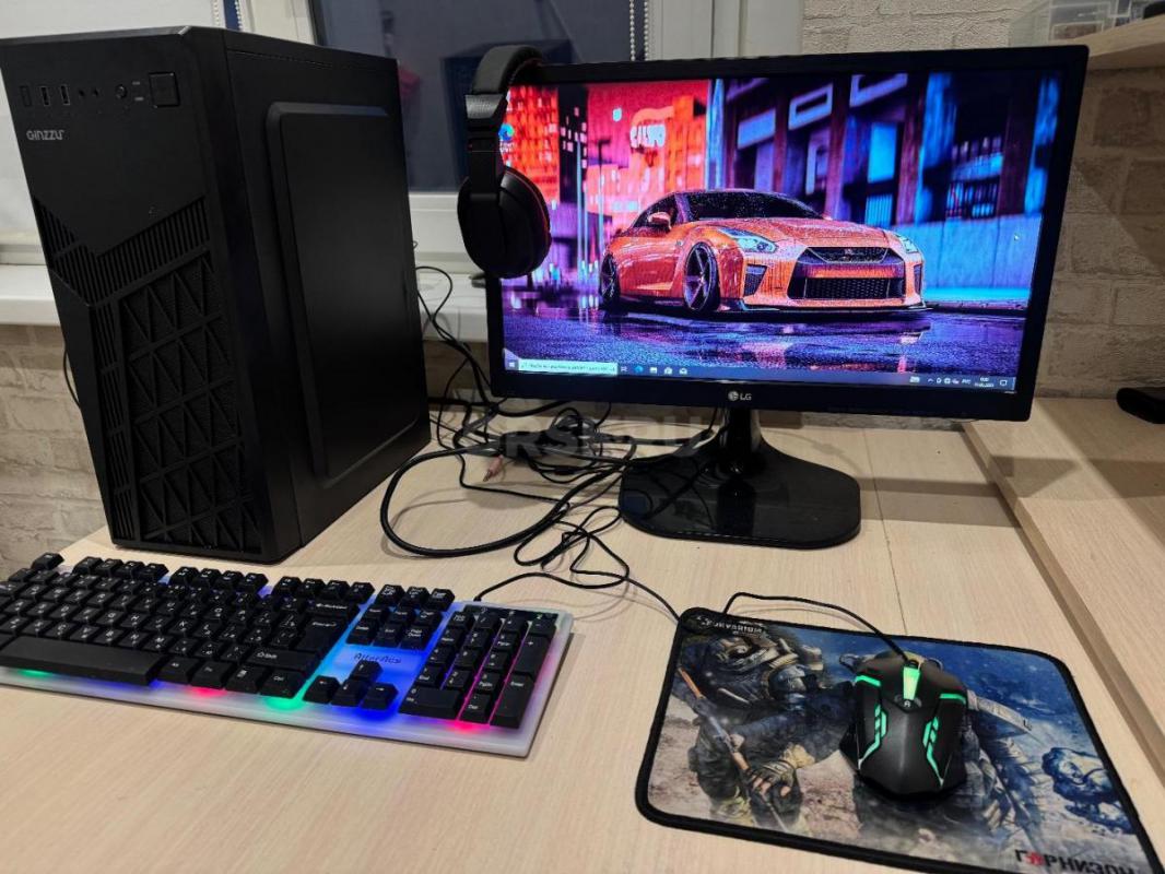 Продам Игровой Компьютер в сборе 
4х ядерный процессор i3 6100 
8 gb ddr 4 
Ssd 128 gb 
Gtx 1050 - Орск