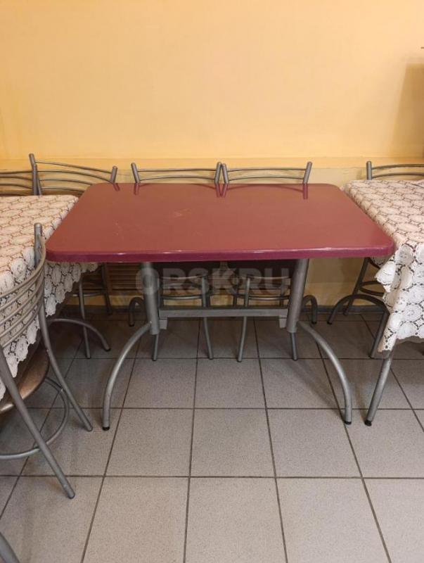 Барная стойка, столы, стулья в отличном состоянии. - Орск