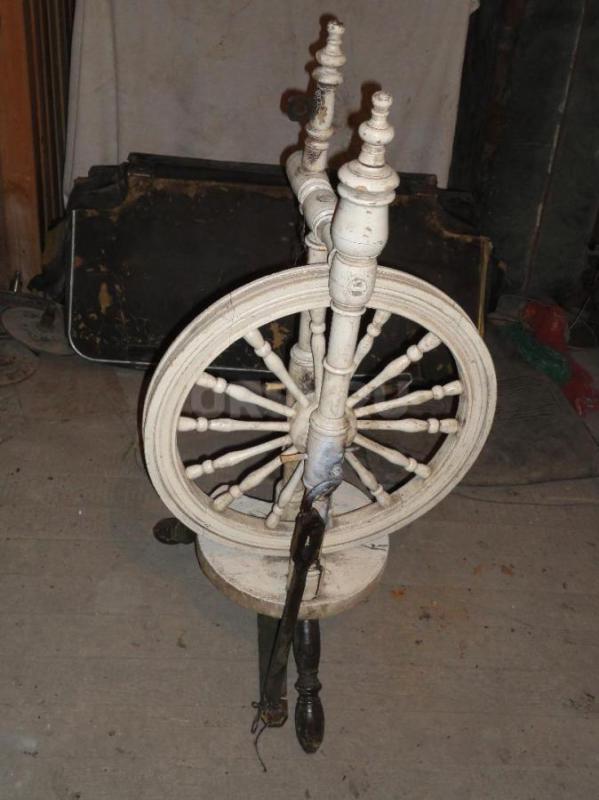 Вибрационный стиральный прибор 1959г с хранения 4000р,прялки деревянные 2000ршт все в отличном состо - Орск