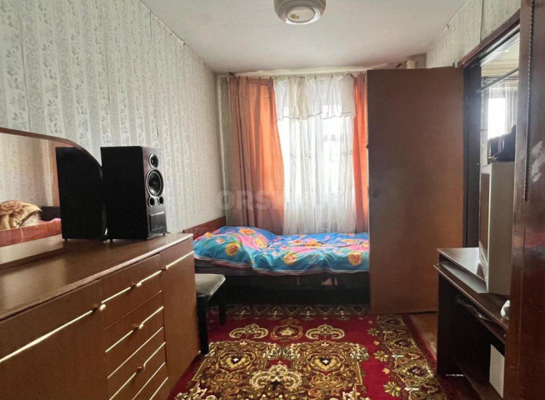 Сдам 2-х комнатную квартиру на длительный срок , 2-й этаж в 5-и этажном доме, районе ост. - Орск