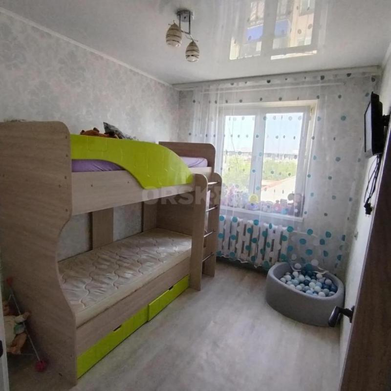 Продам квартиру в центре Васнецова, свежий ремонт, поменяна вся проводка , сантехника, с мебелью!сад - Орск