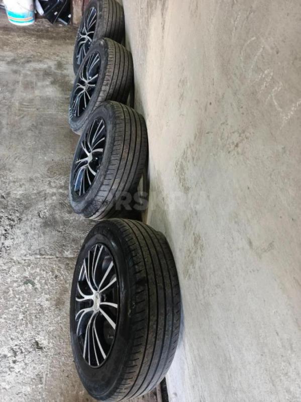 Продам летнюю резину с дисками 15. - Орск