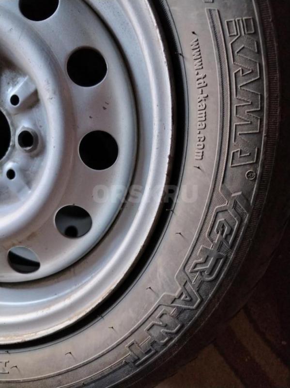 Комплект летних колёс в сборе на ВАЗ, два баллона Yokohama один сезон, два баллона Кама два сезона, - Орск