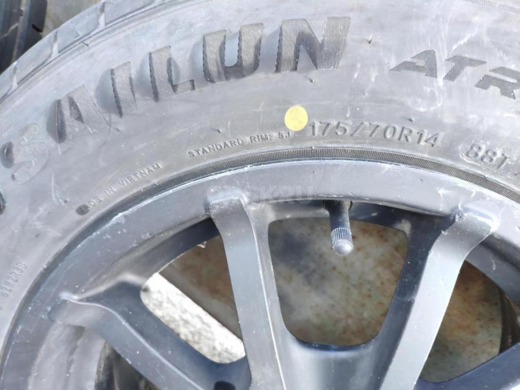 Продам летние колеса 175/70/R14 в сборе,резина куплена в том году в конце сезона,маркировки есть на - Гай