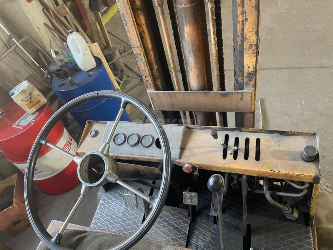 Продам автопогрузчик Balkancar  Б/У  грузоподъемность 3,2т, высота подъема 1,8м, полностью исправен, - Орск