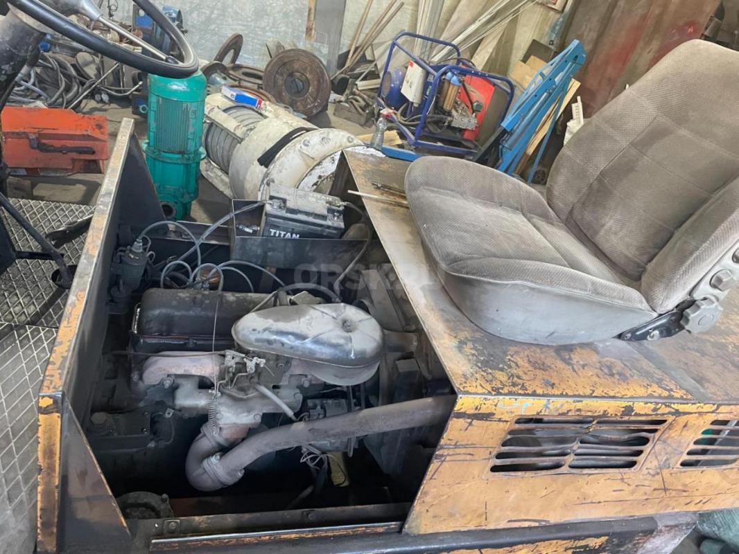 Продам автопогрузчик Balkancar  Б/У  грузоподъемность 3,2т, высота подъема 1,8м, полностью исправен, - Орск