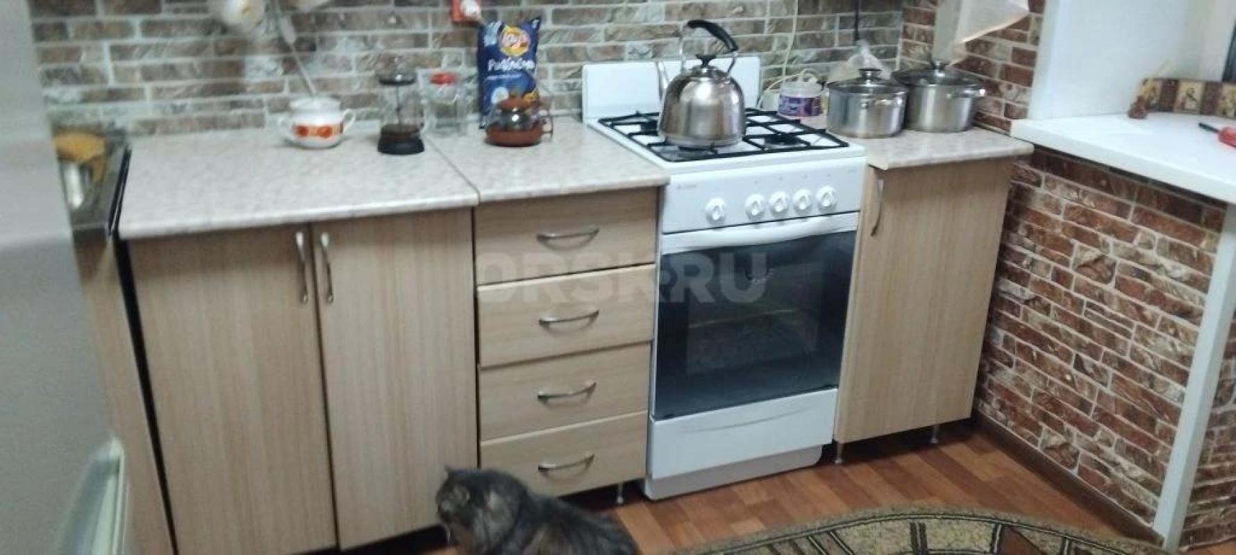 Продам кухонный гарнитур в хорошем состоянии, недорого - Орск