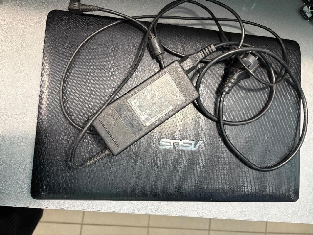 Продам ноутбук Asus X52N - Орск