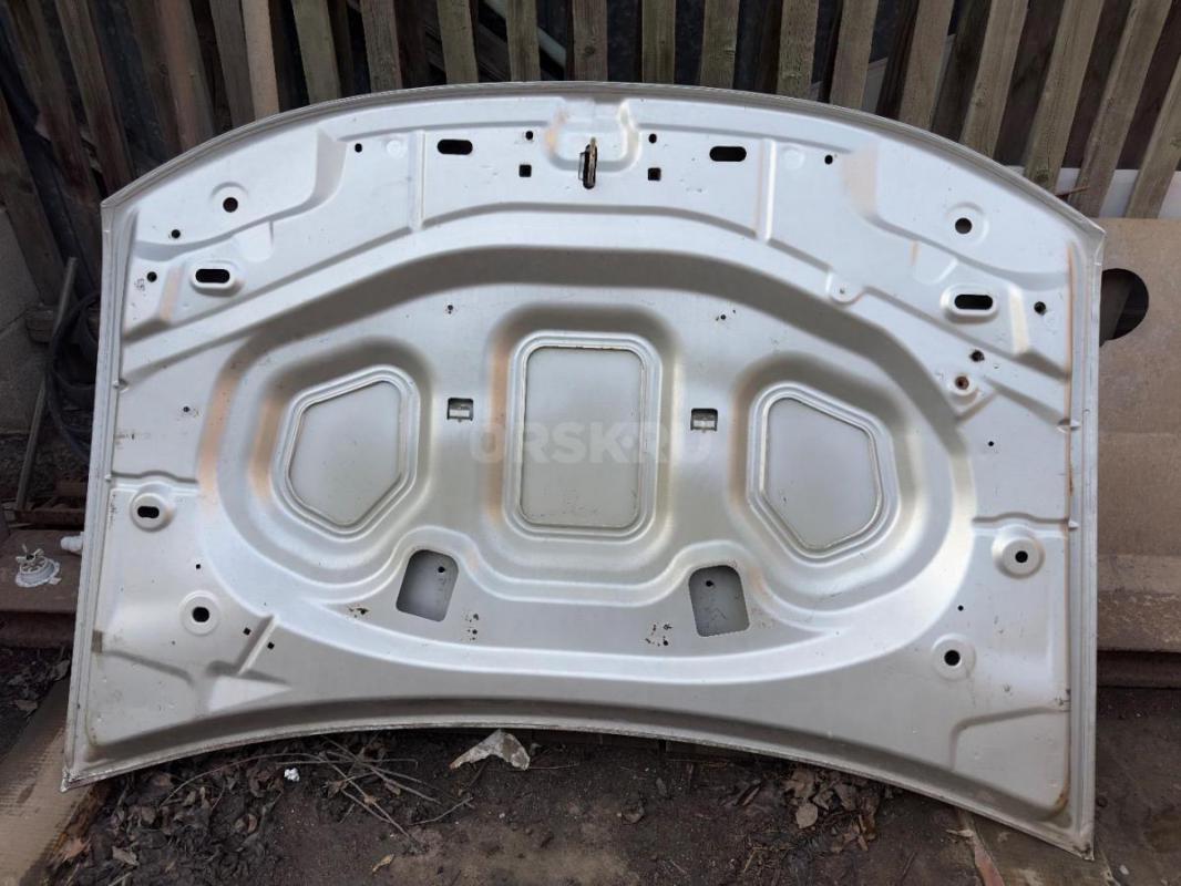Продам капот Рено Дастер б/у оригинал - Орск