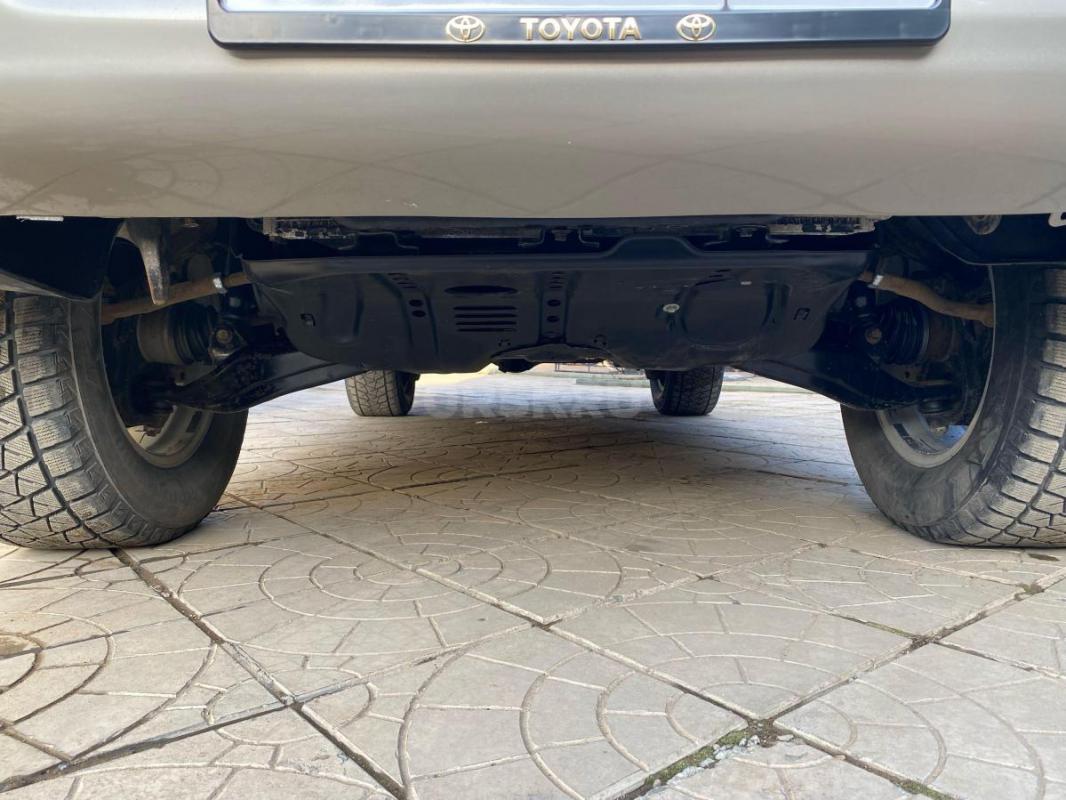 Продам личный автомобиль Land Cruiser 100. - Орск