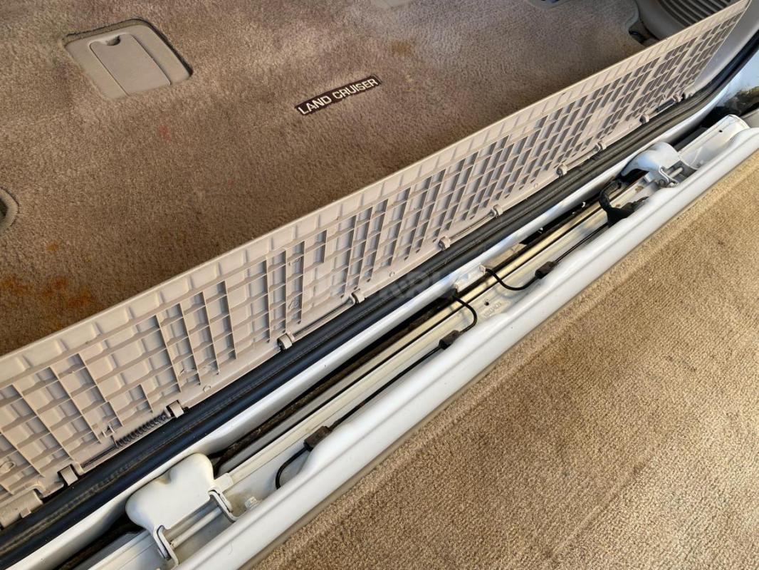 Продам личный автомобиль Land Cruiser 100. - Орск