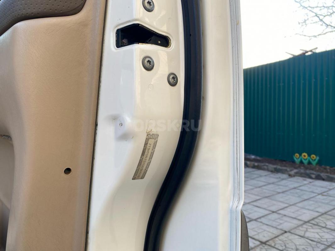 Продам личный автомобиль Land Cruiser 100. - Орск