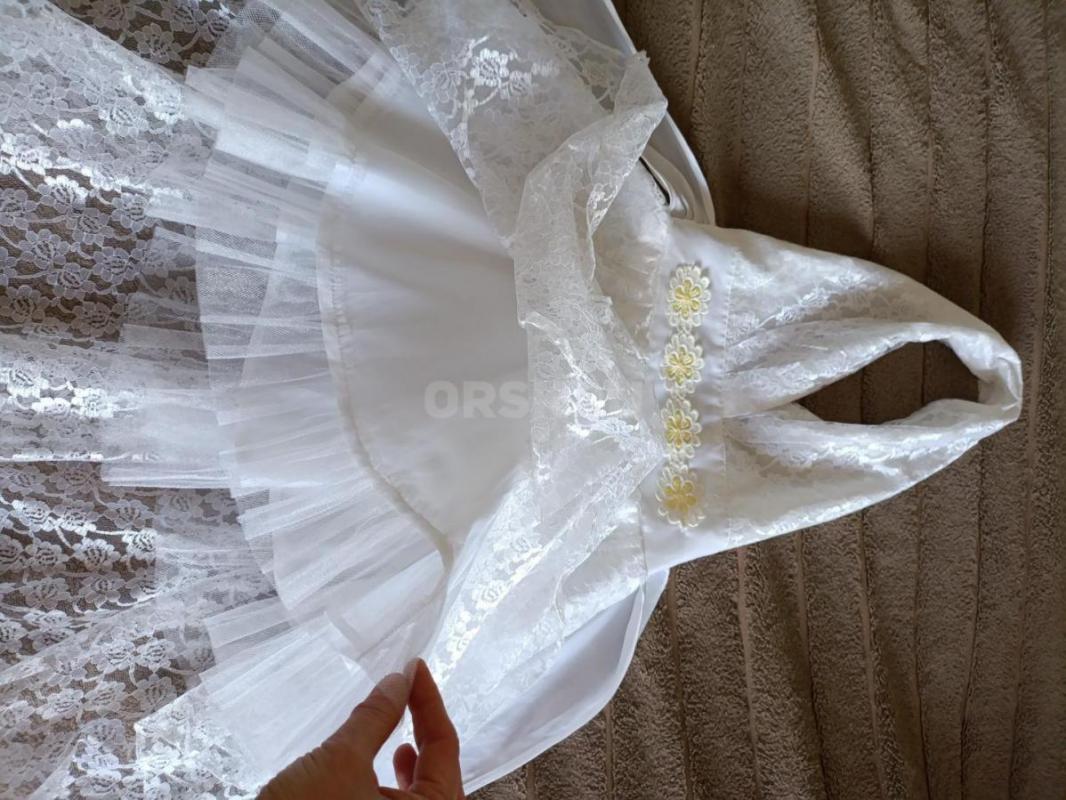 Продам не дорого платье на девочку 7-11 лет.
1 и 2 фото по 350 руб
3 фото 300 руб
5фото 10-12 лет - Орск