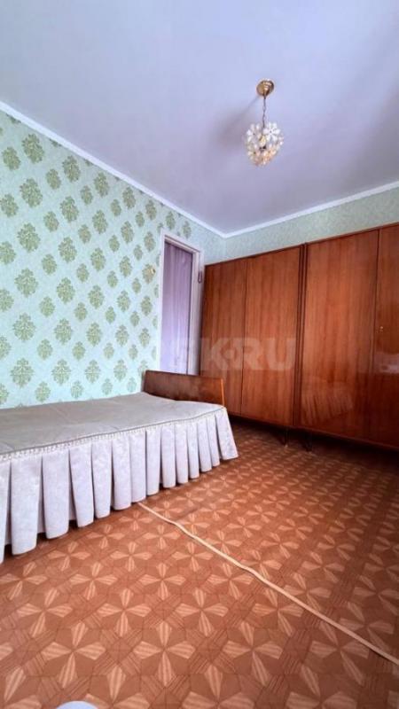 Продаю 3-х комнатную квартиру( маломерка), общей площадью 42 кв. - Орск