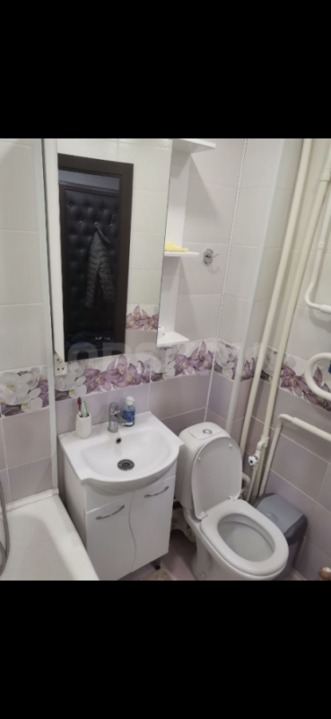 Сдам Семейной паре, без животных 2 х комнатную квартиру в районе Васнецова, рядом детский сад, школа - Орск