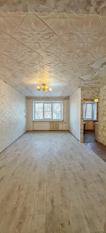 Шок цена!!! 2-комнатная квартира в центре, 1 этаж, под ремонт, подходит под коммерцию!!! - Новотроицк