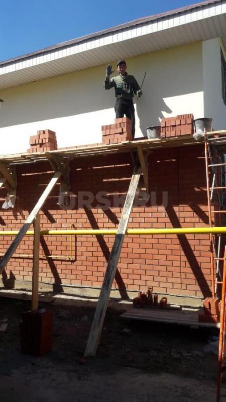 Бригада опытных строителей качественно и быстро выполнят:
Ремонт кровель, устранение протечек. - Орск