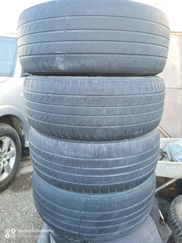 Продаются
Летние шины 235/55 r19
Без боковых порезов, без грыж - Новотроицк