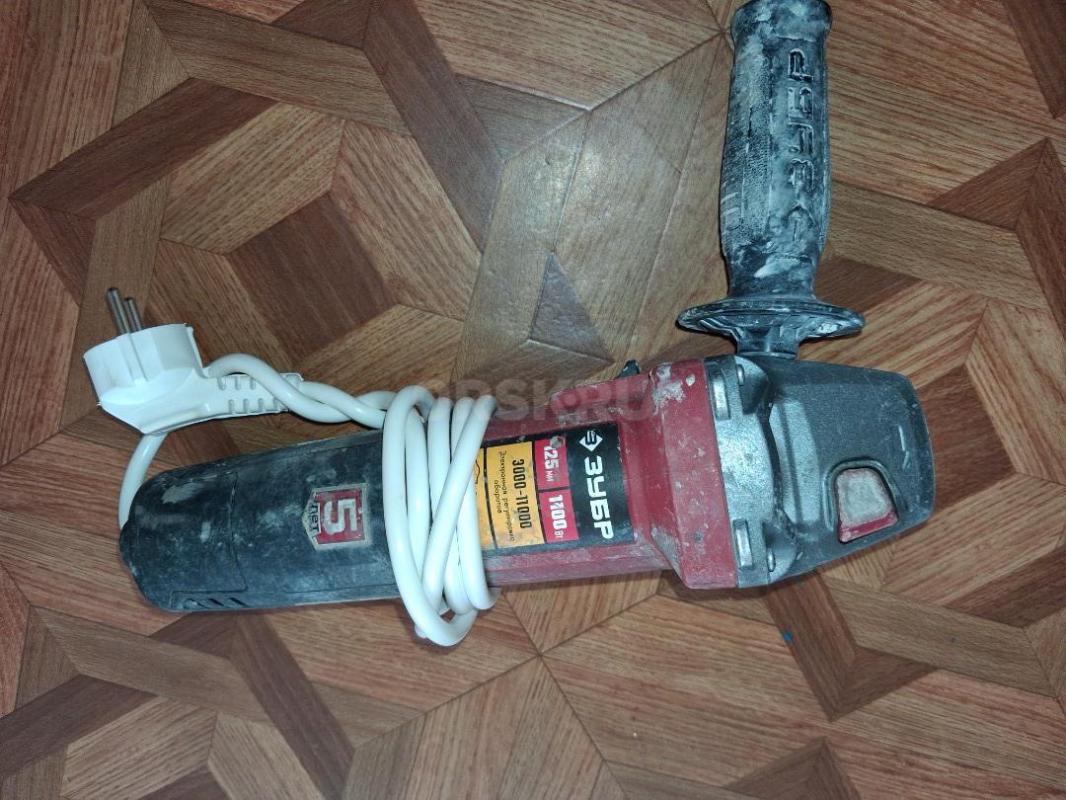 Болгарка в отл рабочем сост, зубр 125 с регулировкой скорости оборотов - Орск